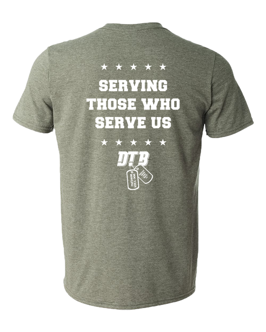 DOG TAGS USA T-SHIRT